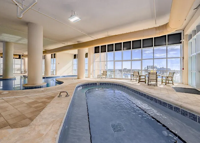 Phoenix Gulf Towers 2203 Apartment